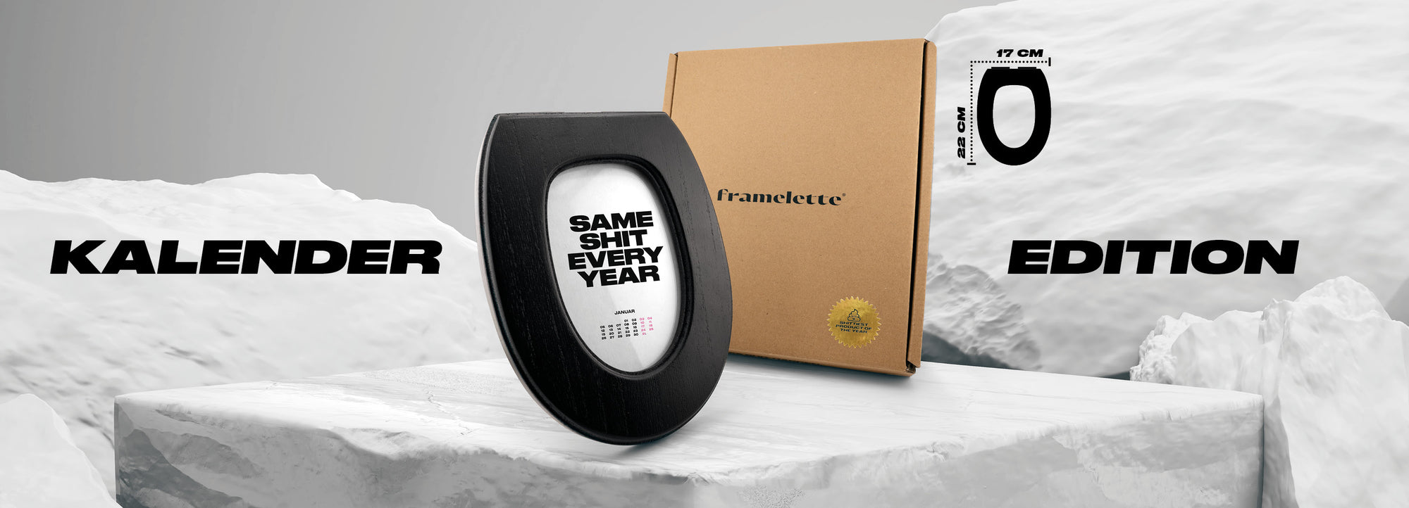 Framelette Kalender Edition Same Shit Every Year mit Verpackung &  Maße 22x17cm auf Steinsockel